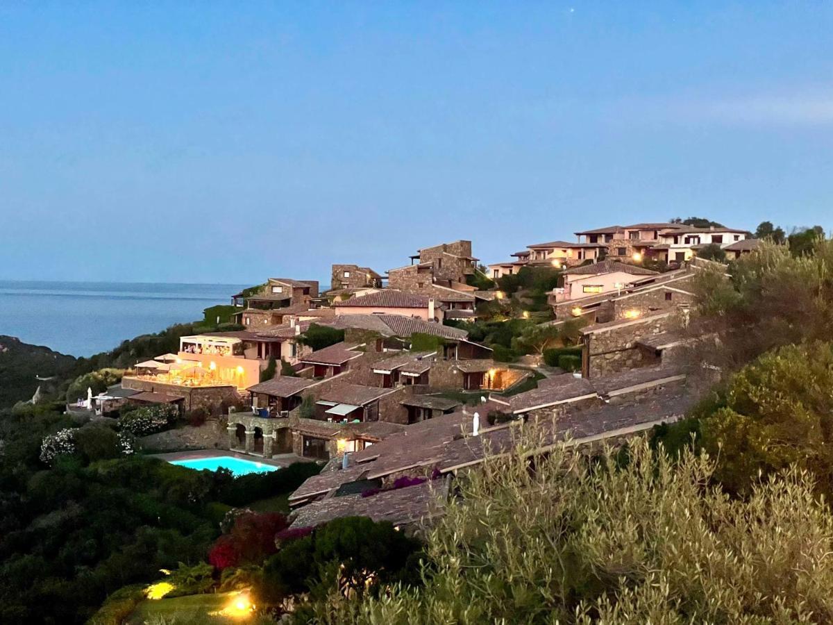 San Teodoro Punta Est Delizioso Monolocale Vista Mare Apartment Exterior photo